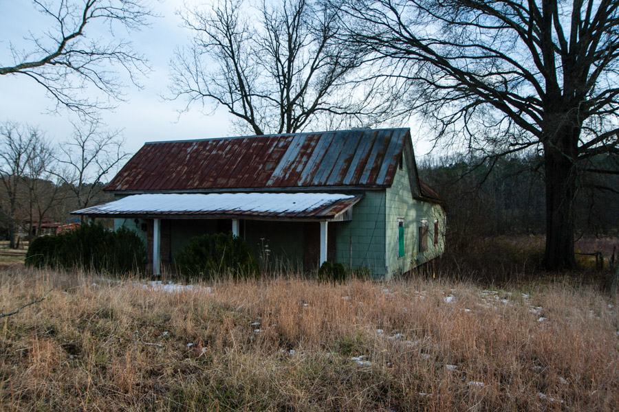  Another abandoned house near Cartersville.