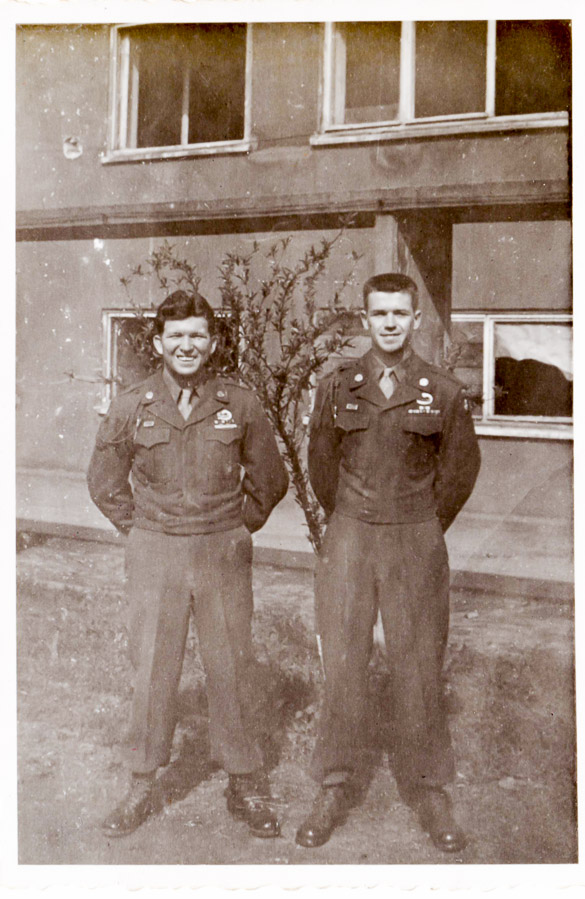 Gordon in Europe, 1945