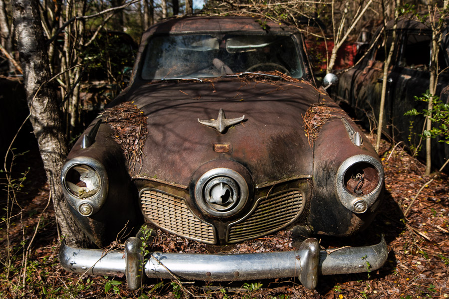 Abandoned cars near White, GA 