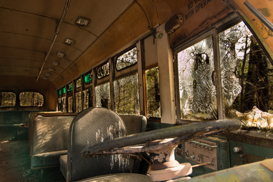 Abandoned cars near White, GA 