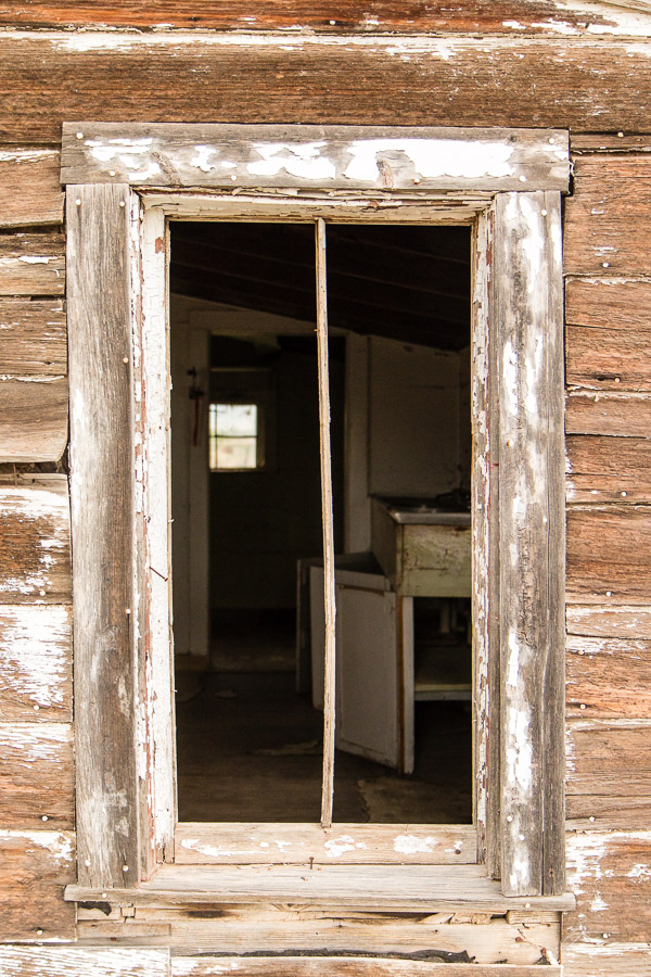 Abandoned house , Wild Horse, CO
