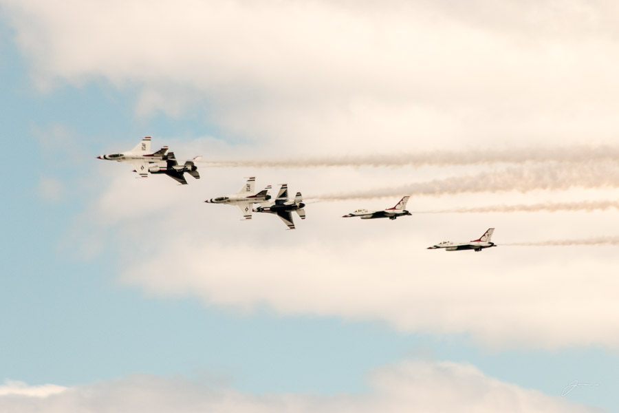Thunderbirds practice for Academy graduation